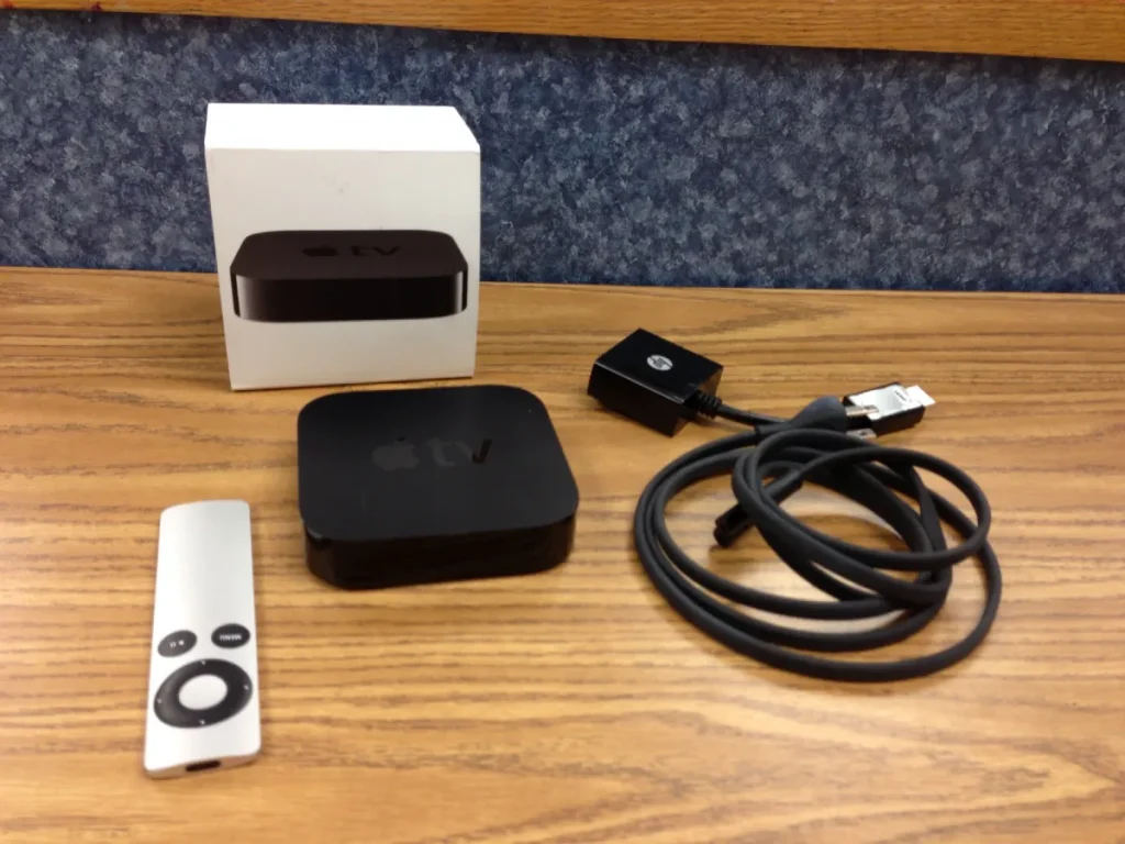 جعبه گشایی اپل تی وی