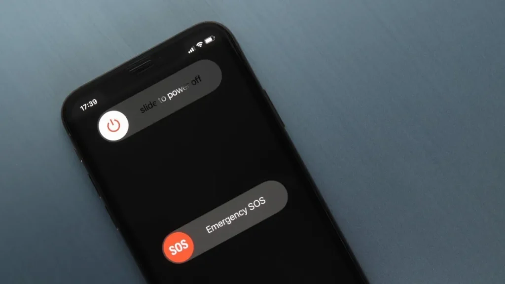 آیا لازم است در زمان خواب آیفون را خاموش کنیم؟