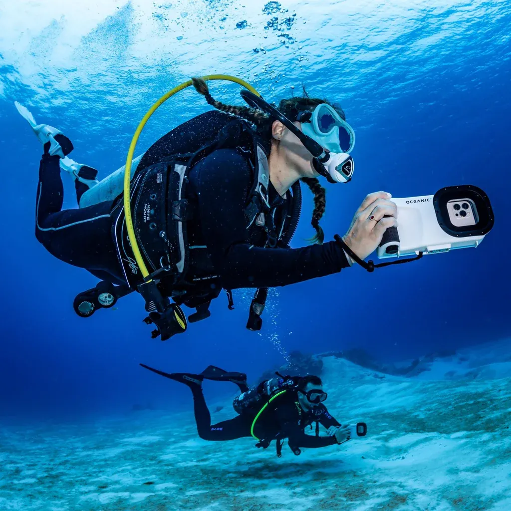 چالشها و ریسکهای احتمالی عکاسی زیر آب با آیفون